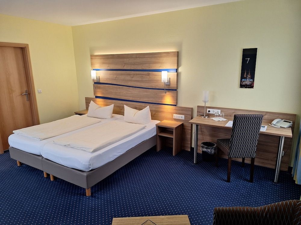 Hotel Am Freischuetz Comfort Double Room 11