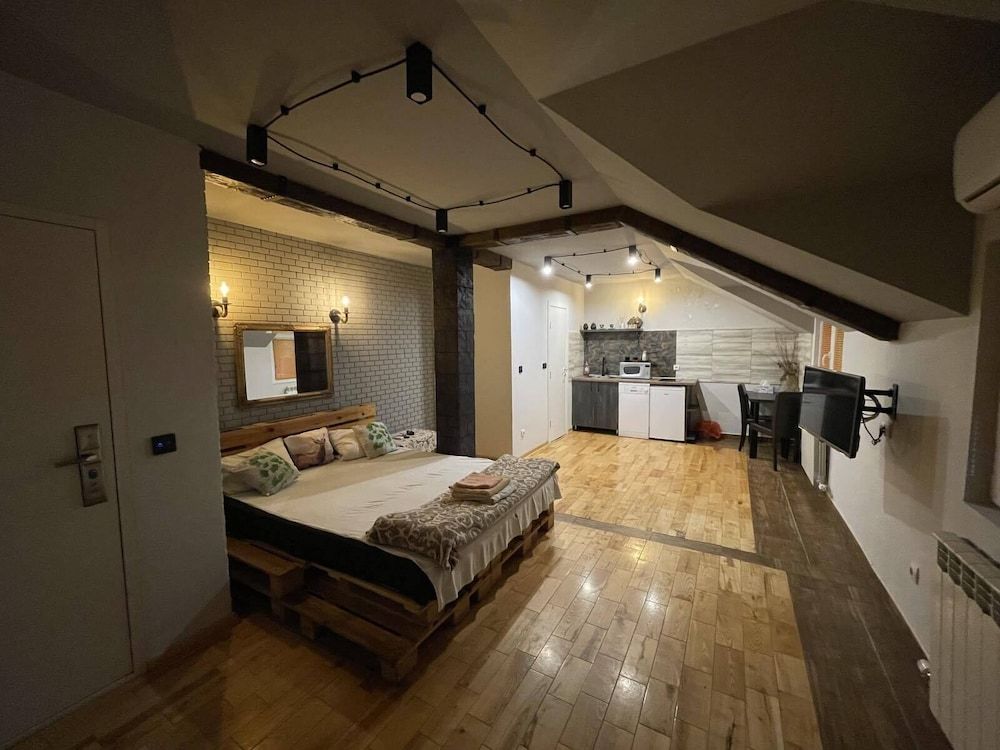 Royal Studio