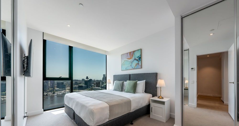 Melbourne Private Apartments - Collins Wharf Waterfront, Docklands Top Floor 2 BR / 2 Lvls - Sub Penthouse