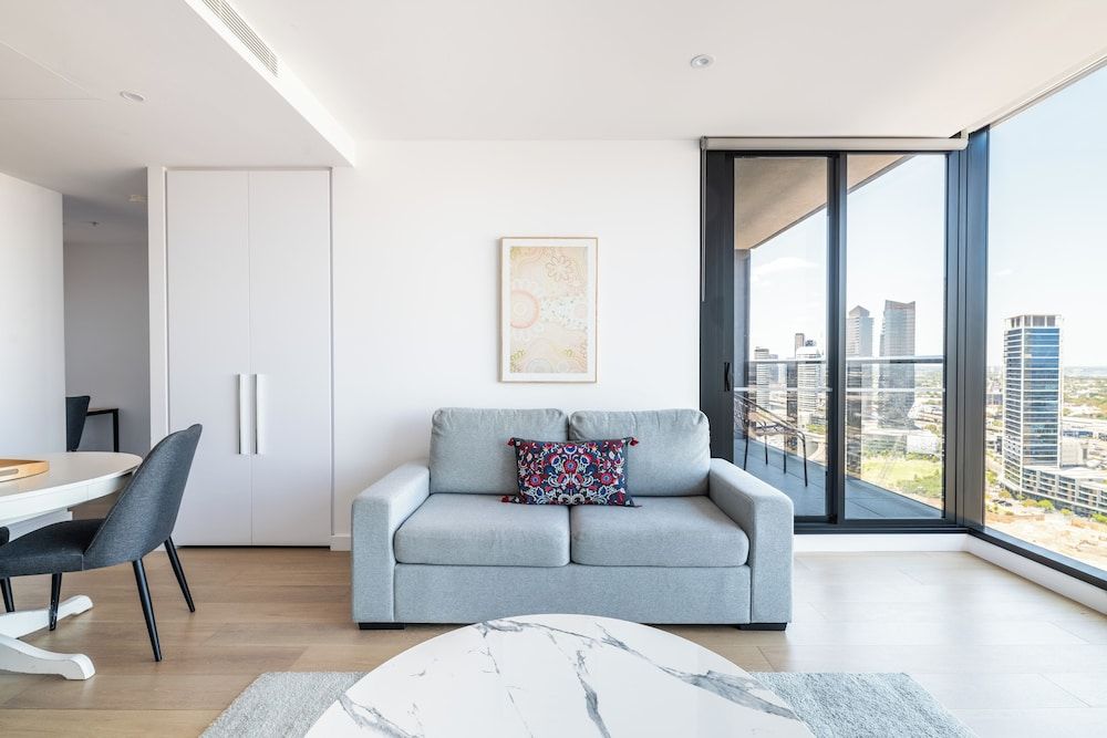 Melbourne Private Apartments - Collins Wharf Waterfront, Docklands One-Bedroom Apartment + Study with Yarra Views 5