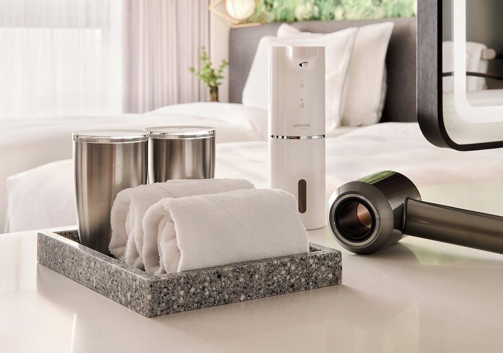 JAI Château Hotels & Hostels Deluxe Twin Guest Room - City View 5