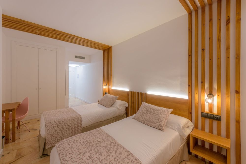 Sibarys Hotel Boutique Deluxe Double Room, Terrace, Pool View 4