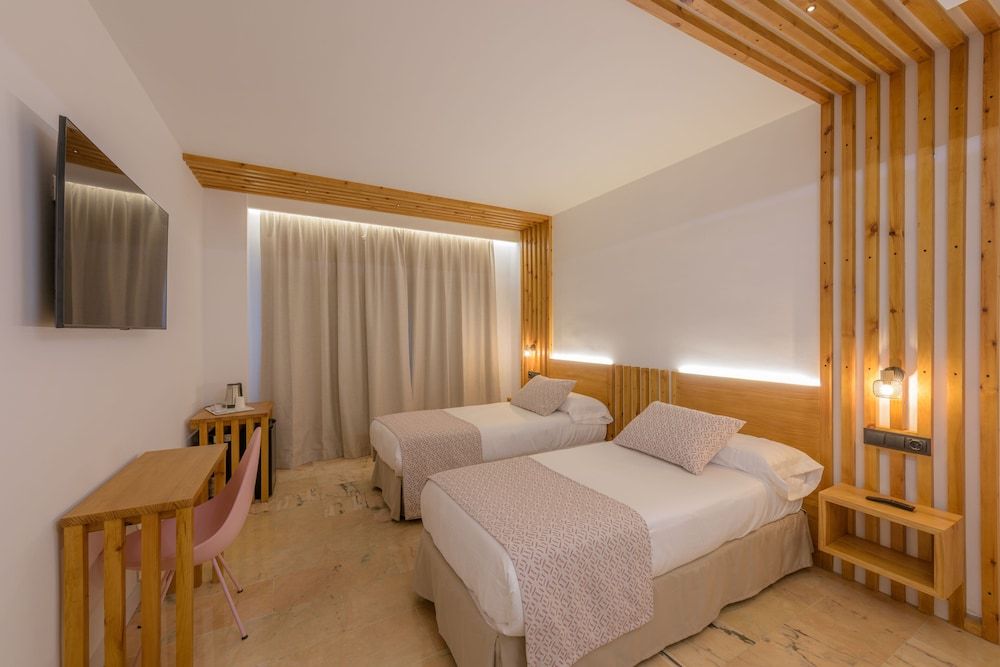 Basic Double Room