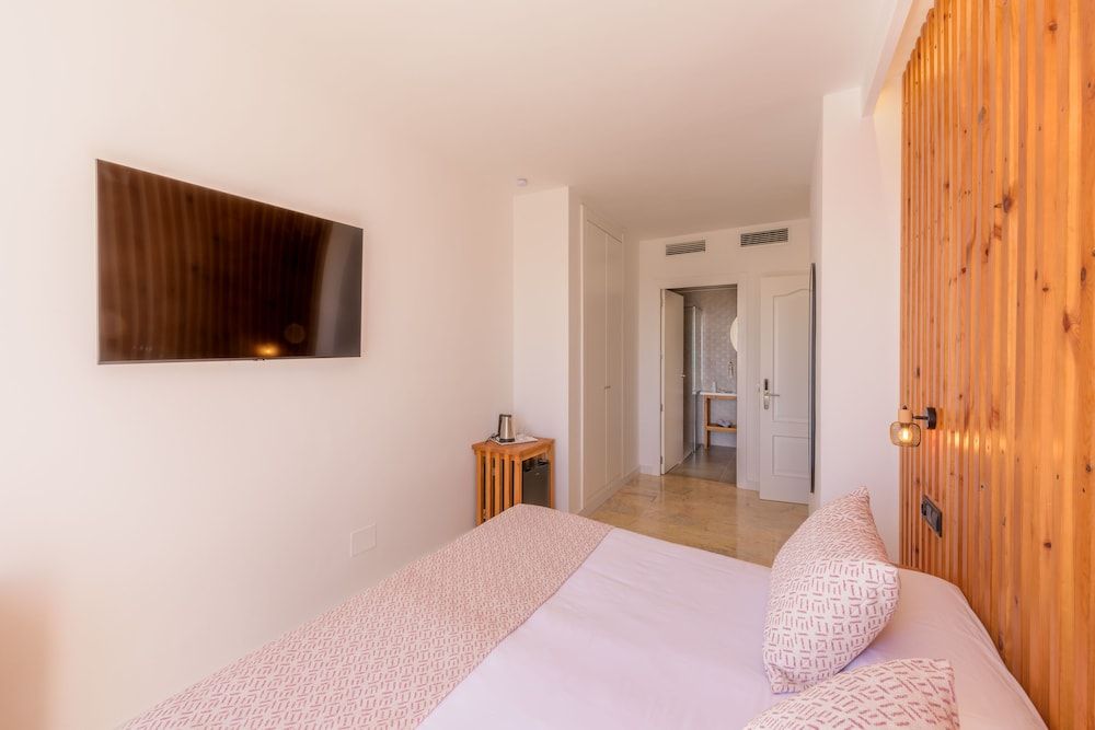 Sibarys Hotel Boutique Deluxe Double Room, Terrace, Partial Sea View 3