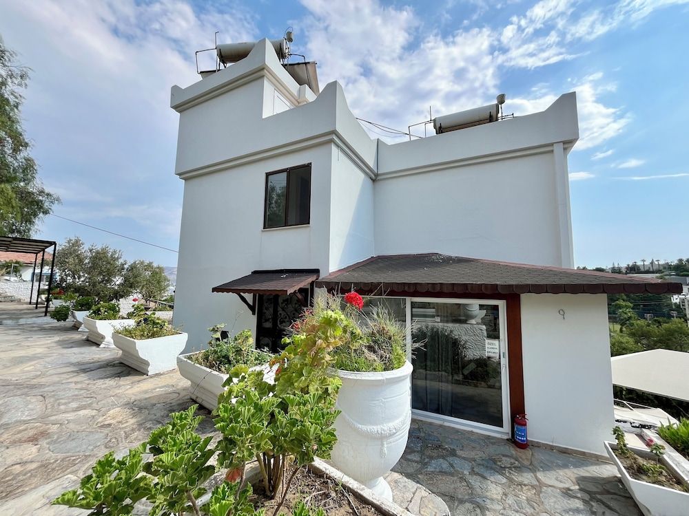 undefined Farrys Boutique Hotel & Beach Club 7