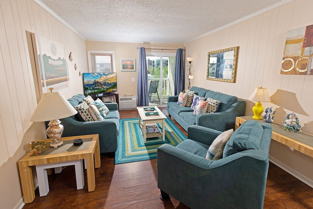 2 Bedroom Second Row Condo