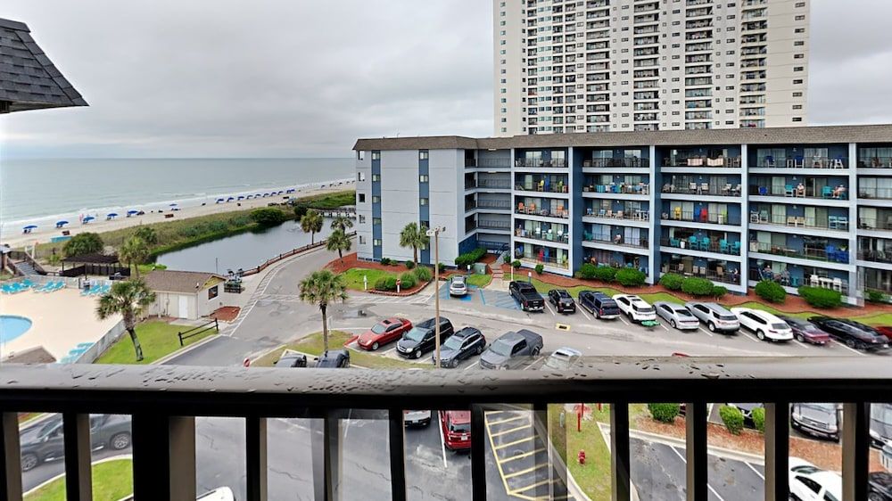 1 Bedroom Ocean View Condo