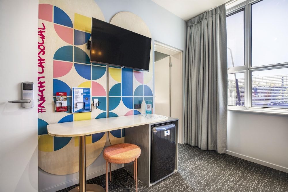 Royal Hotel by Nightcap Social Studio Queen with Ensuite 12