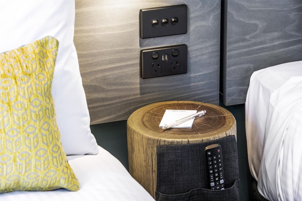 Royal Hotel by Nightcap Social Studio Queen with Ensuite 11