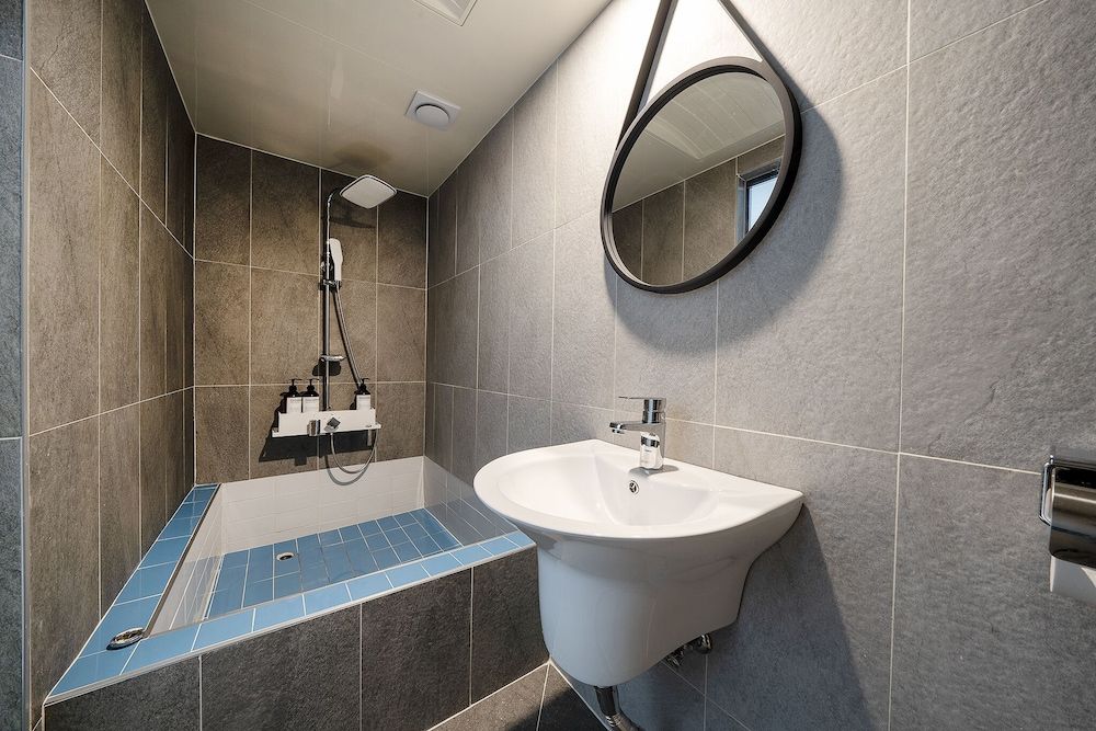 Songtan Number 25 Hotel Suite 8