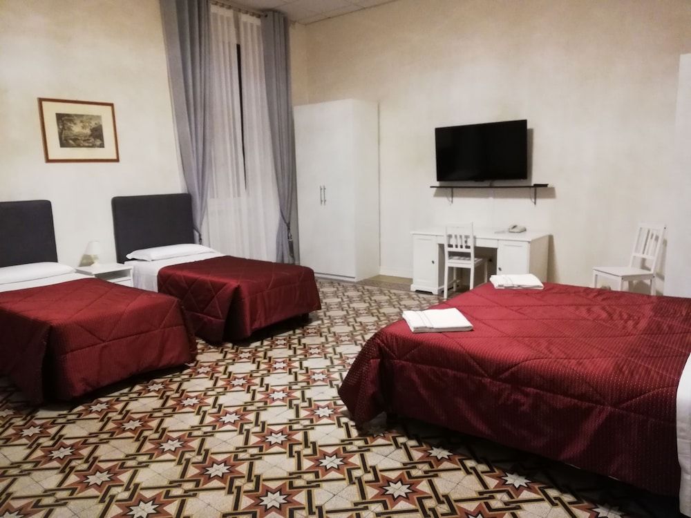 undefined Hotel St. James 3