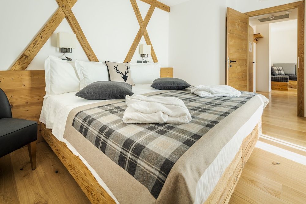 undefined Camina Suite & Spa 3