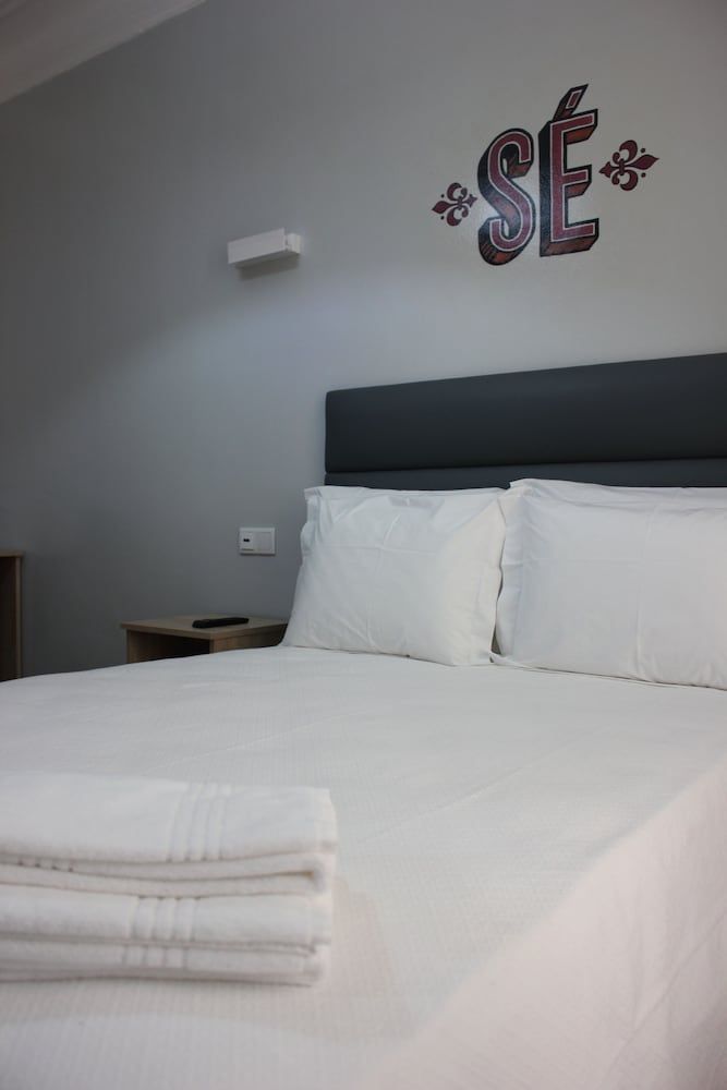 O Elétrico Guesthouse Double Room, Shared Bathroom 8