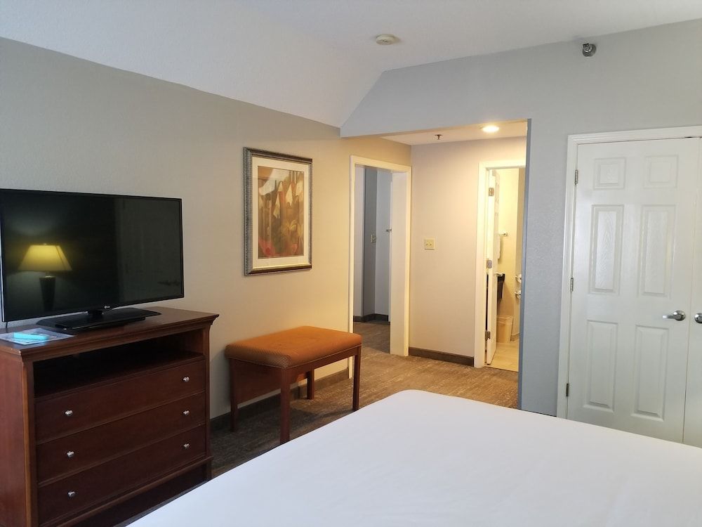 Studio Suite, 1 King Bed, Accessible, Non Smoking (Mobility)