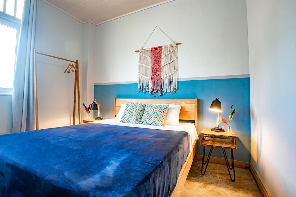 Socialtel Bocas del Toro Economy Standard Room 3