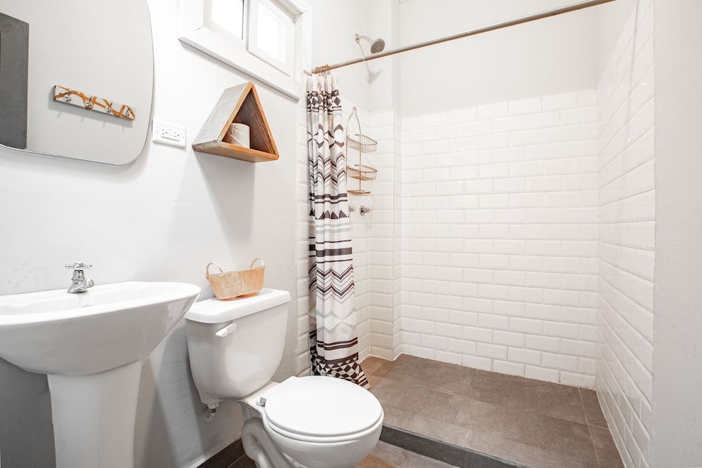 Socialtel Bocas del Toro Economy Standard Room 4