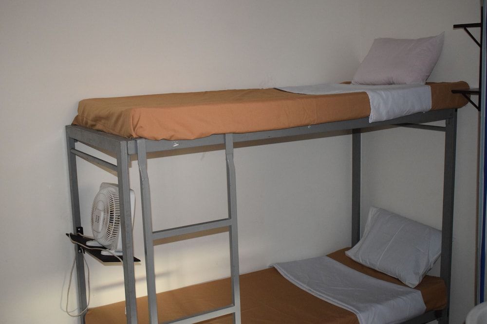Economy Shared Dormitory, Women only