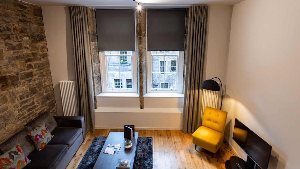 undefined Linton Collection - Blackfriars Lofts 2