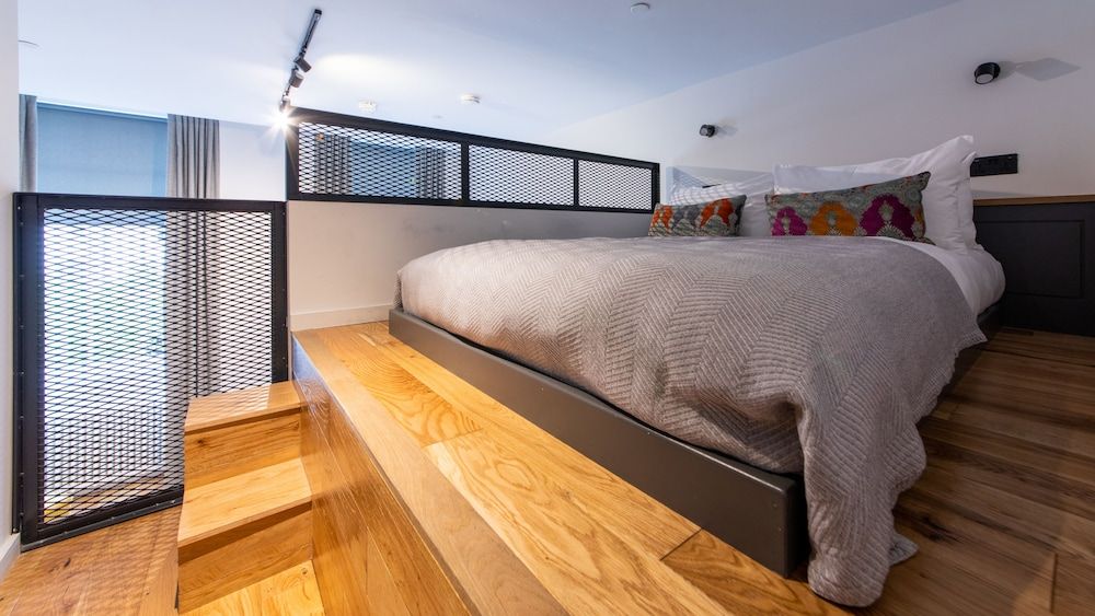 Linton Collection - Blackfriars Lofts Standard Apartment, 1 Bedroom, Mezzanine