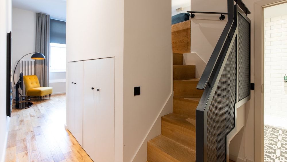 Linton Collection - Blackfriars Lofts Standard Apartment, 1 Bedroom, Mezzanine 9