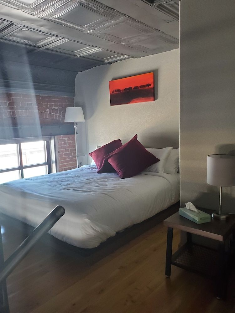 The Hotel Sturgis Panoramic Room, City View 3