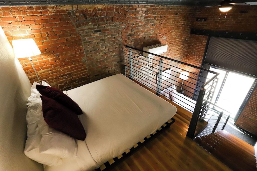 The Hotel Sturgis Signature Room, Multiple Beds, Accessible, City View 9