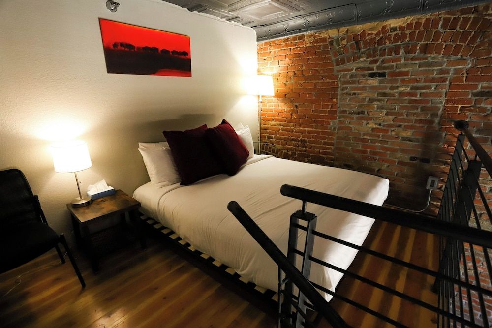 The Hotel Sturgis Signature Room, Multiple Beds, Accessible, City View 4