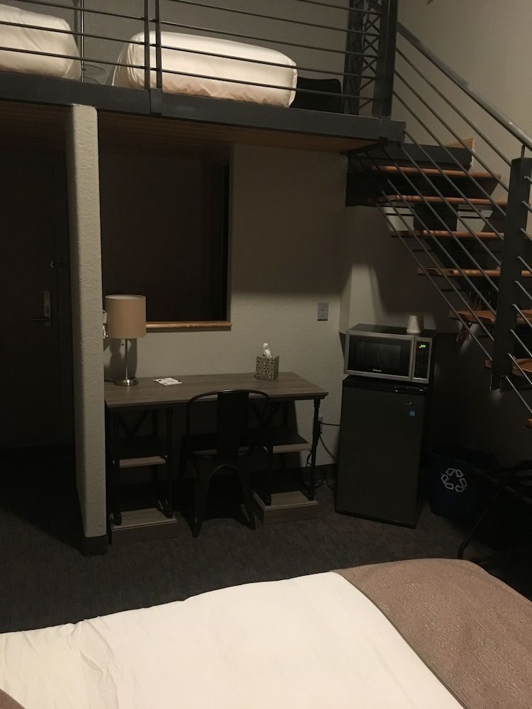 The Hotel Sturgis Signature Room, Multiple Beds, Accessible, City View 20