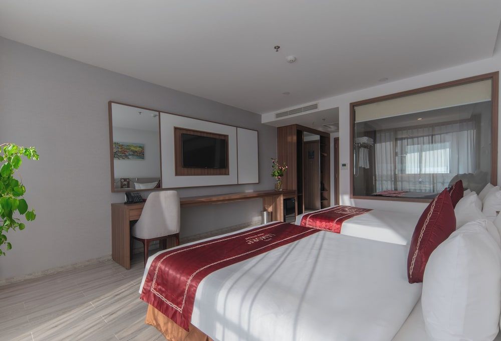 Senior Quadruple Room, 1 Bedroom, City View