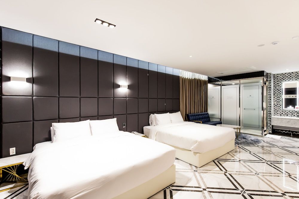 Air Sky Hotel Business Studio Suite - Comp Airport Shuttle upon request 5