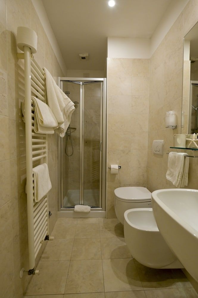 Standard Room, Partial Sea View