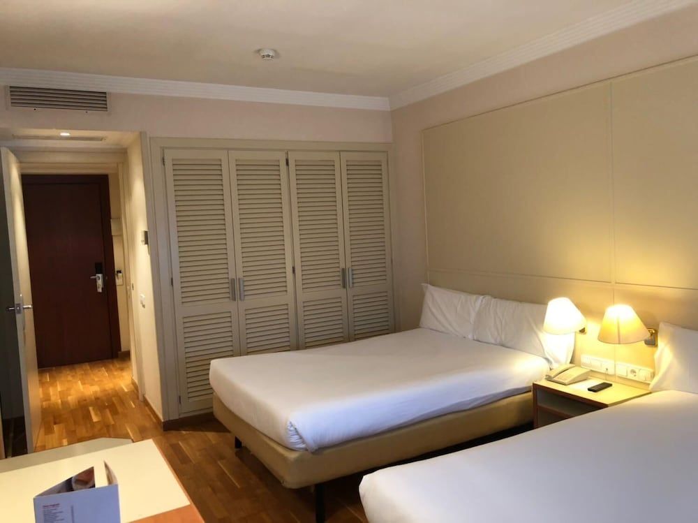 Hotel Urpi Family Room 3