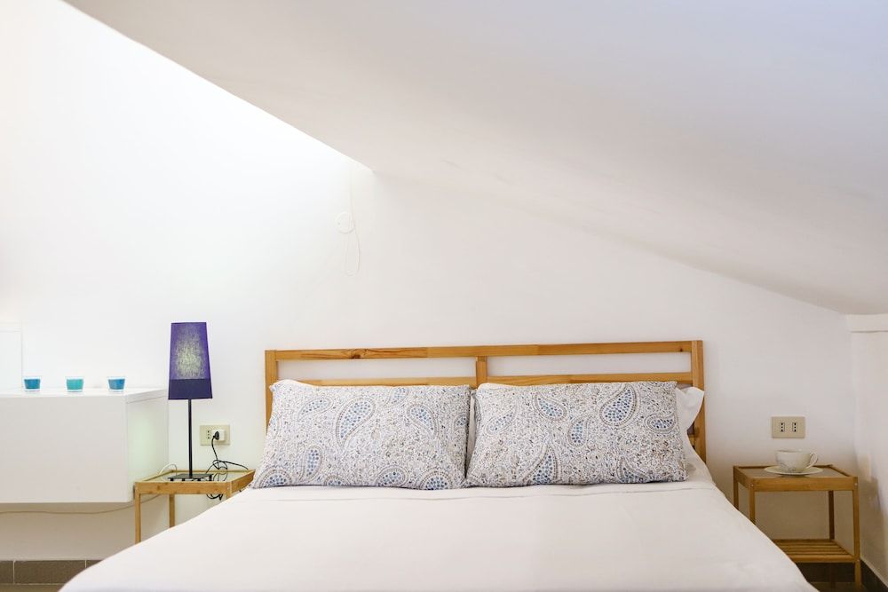 undefined Appartamento con terrazzo a Piazza Dante 5