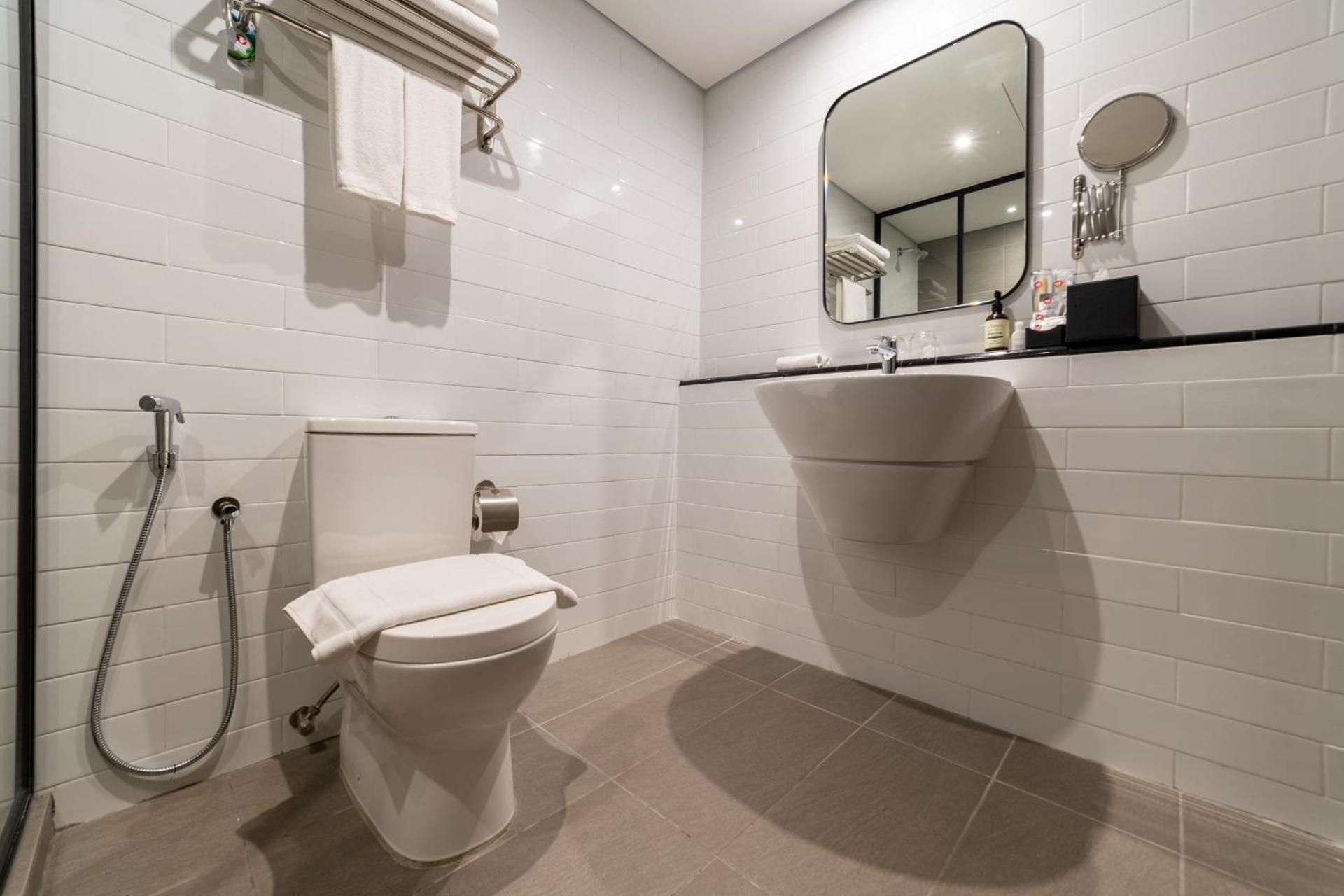 Travelodge Ipoh Deluxe Premier Twin 3