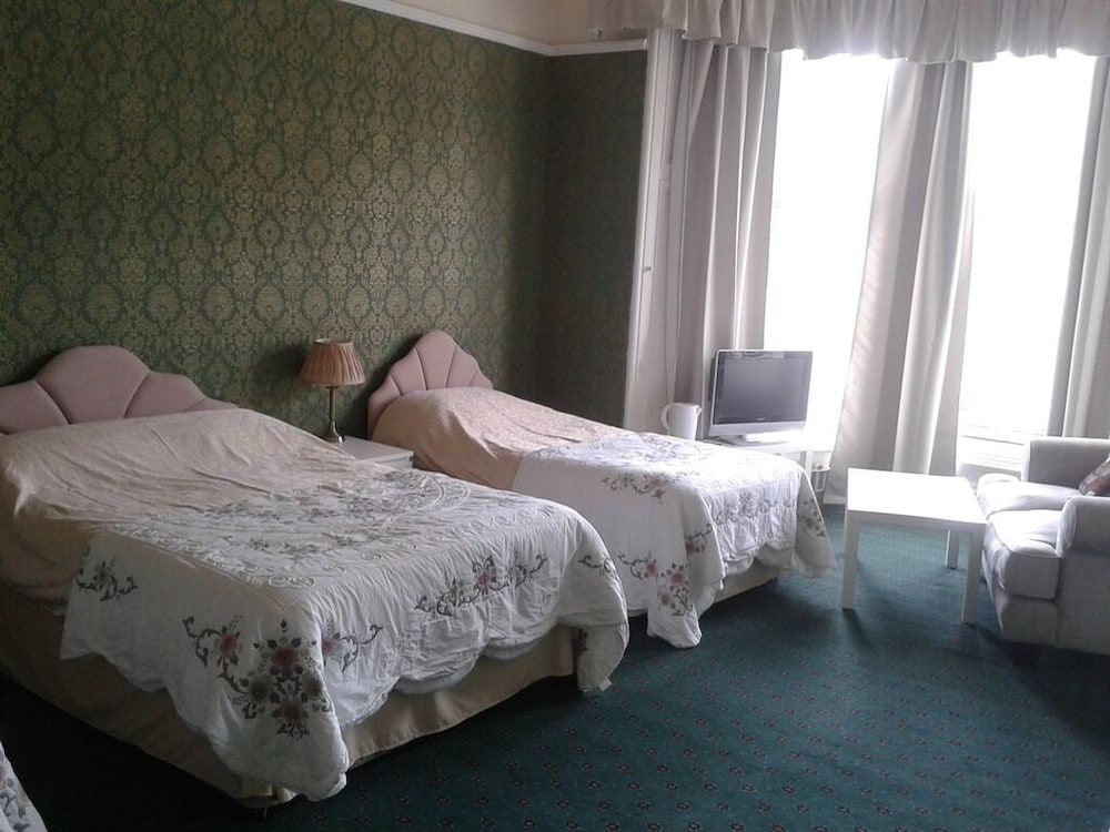 undefined Capital Guest House 7