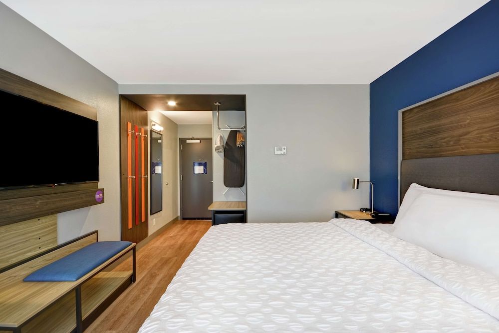 Room, 1 King Bed