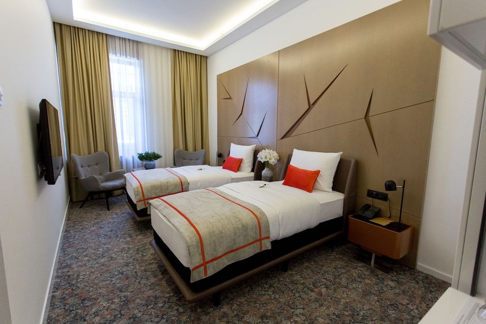 Hotel Austria & Bosna Superior Twin Room 2