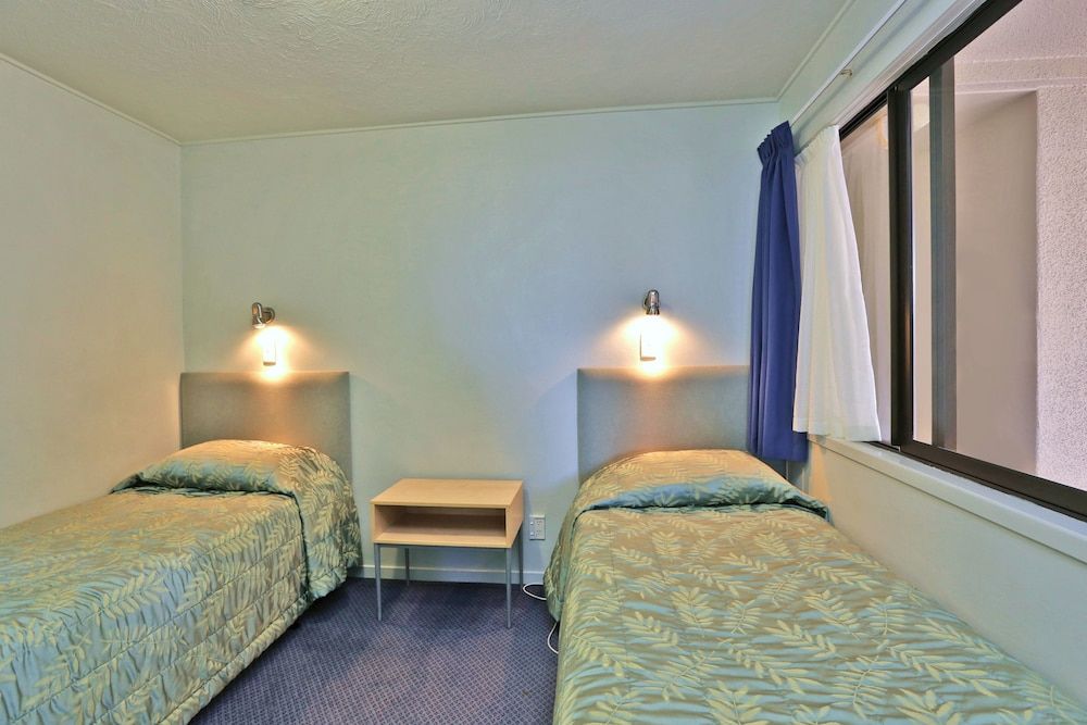 2 Bedroom Family Unit G/F with Access Bathroom - Ocean View
