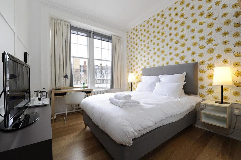 Grasshoppers Hotel Glasgow Double Room