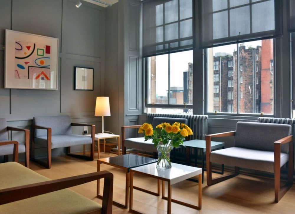 undefined Grasshoppers Hotel Glasgow 4