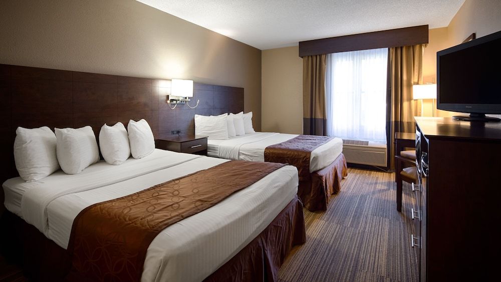 Quality Inn Radford-West Blacksburg I-81 Standard Room, 2 Queen Beds, Non Smoking 2