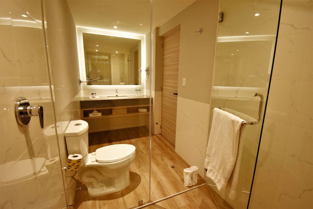 KALI Centro Mexico City Premier Twin Room 5