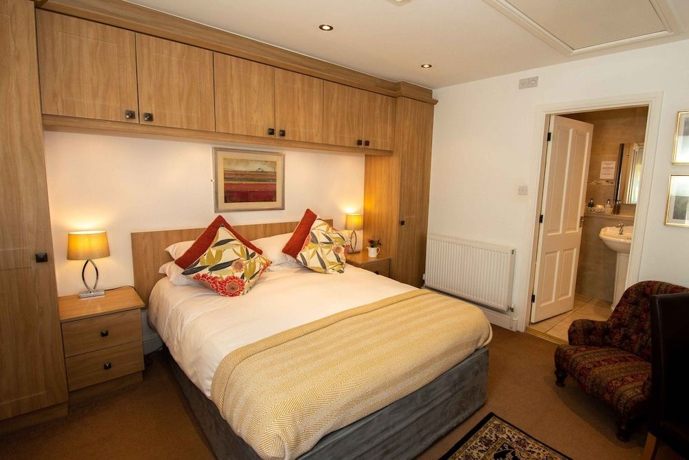 The Plough Inn Double Room, Ensuite 2