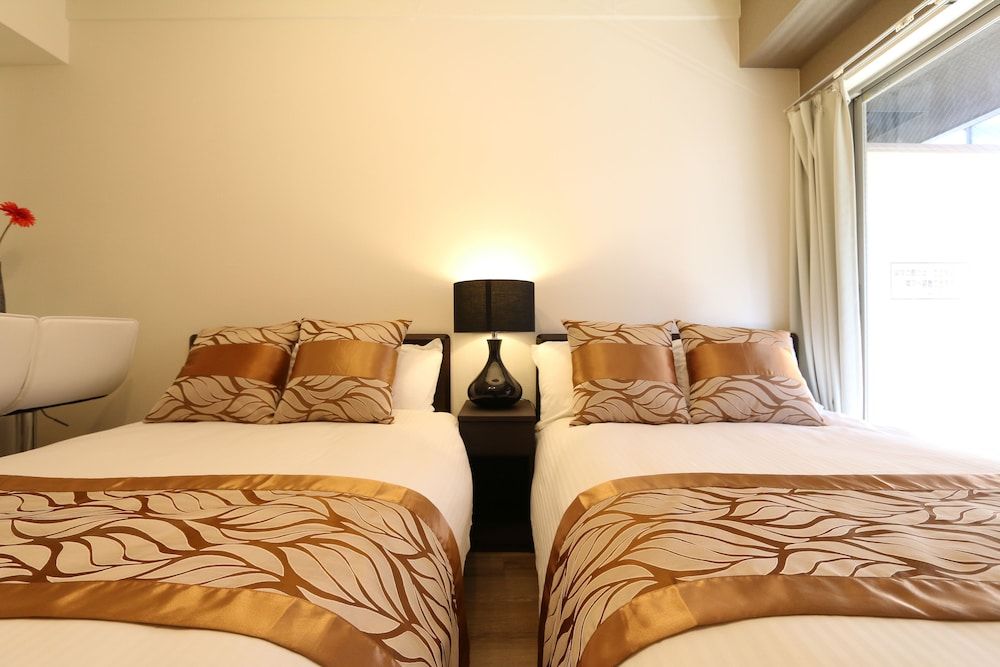 undefined Elizabeth Garden Shinsaibashi