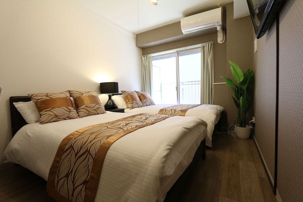 Standard Double Room (SS72)