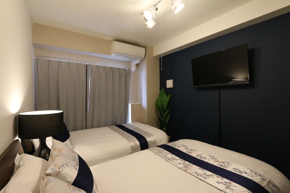 Elizabeth Garden Shinsaibashi Standard Double Room (SS64) 9