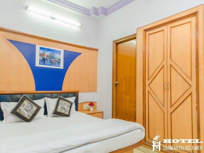 Deluxe Ac Double Bed Room