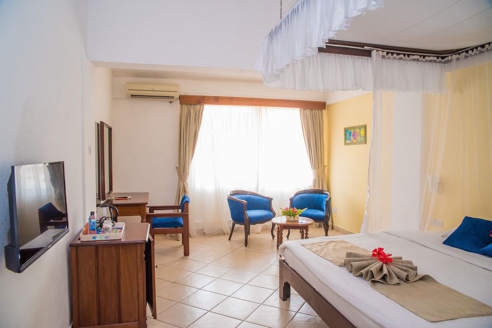Nyali Beach Holiday Resort Standard Double or Twin Room 4