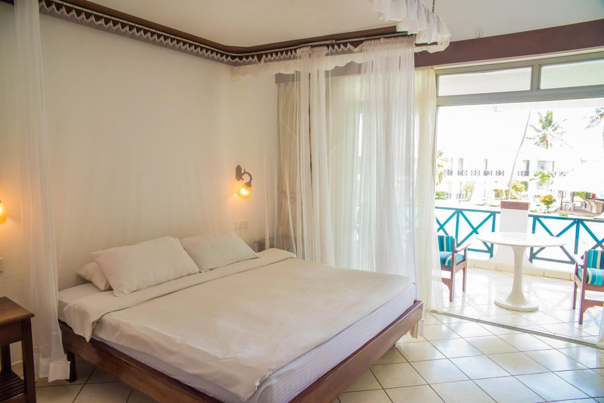 Deluxe Two-Bedroom Apartment