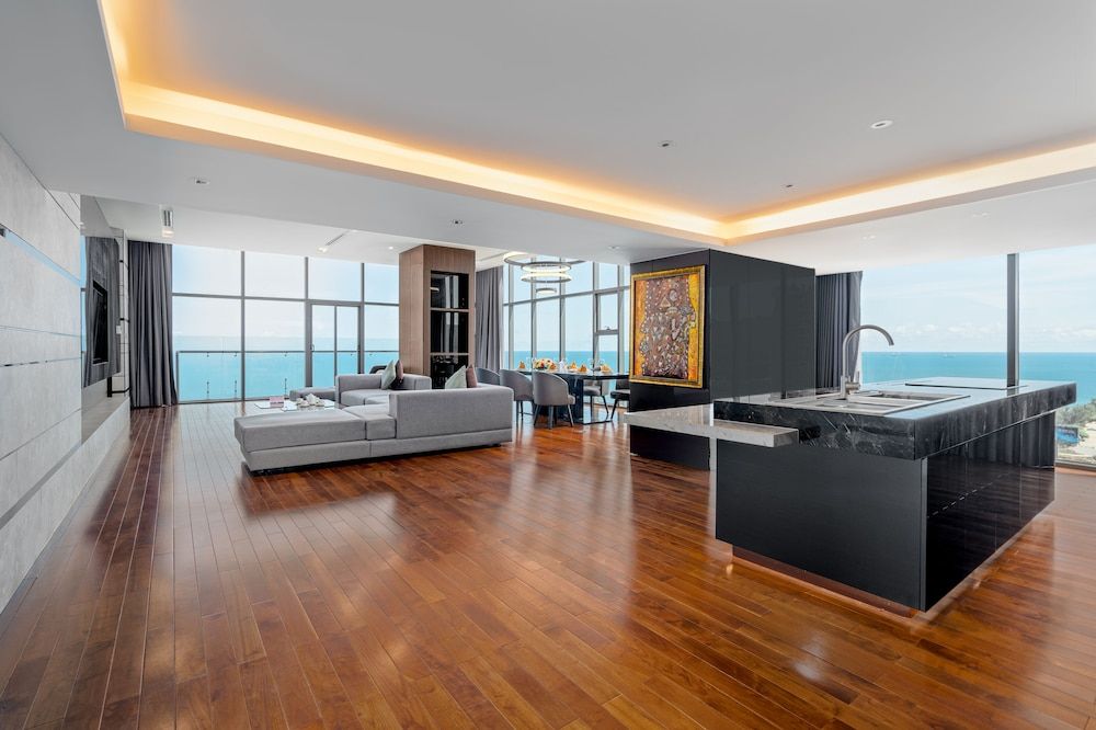 Presidential Studio Suite